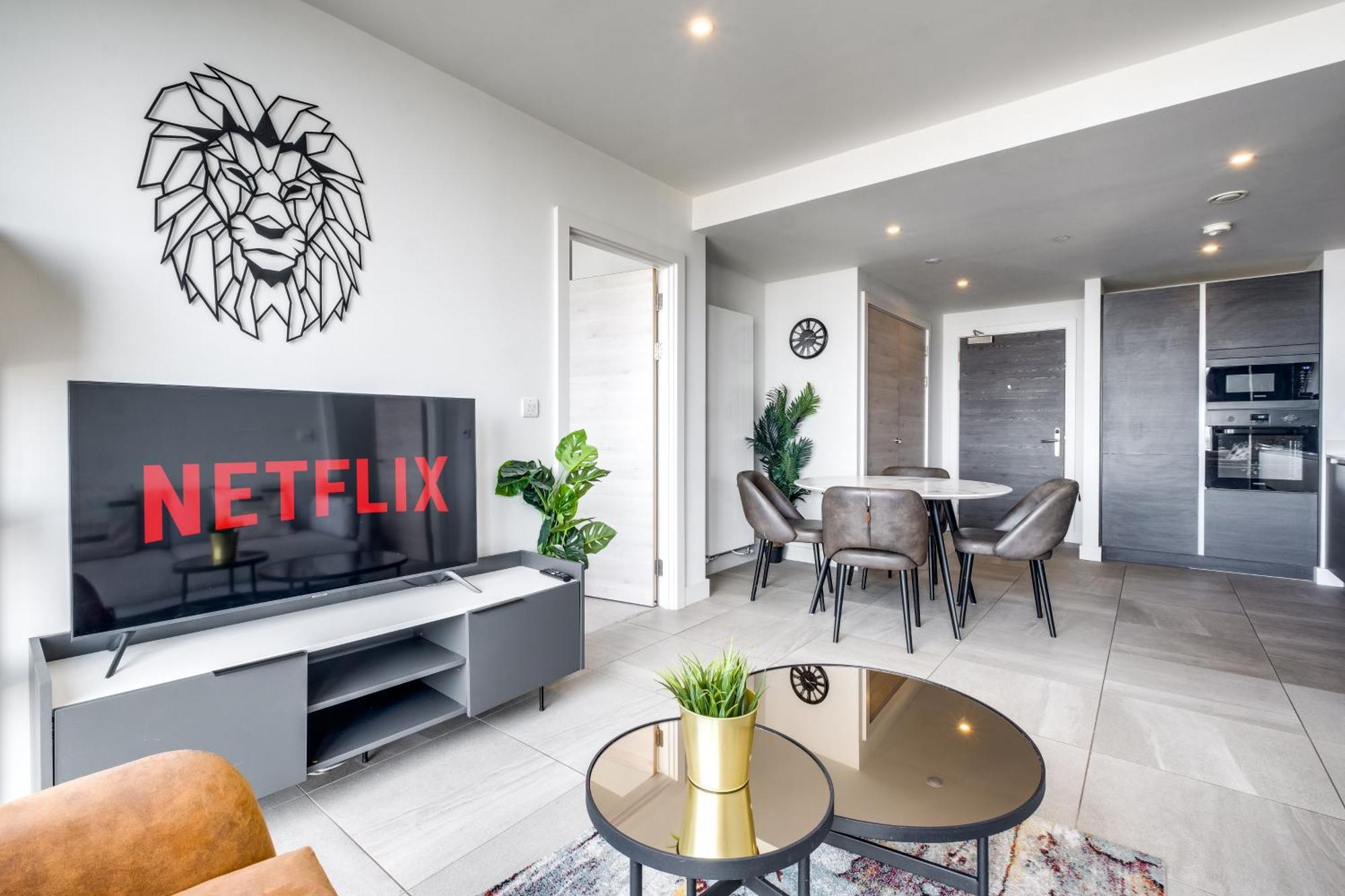 Mercian Luxury Serviced Apartments- Birmingham City Centre - Your Perfect Stay - Gym Rooftop Terrace Cinema Room מראה חיצוני תמונה